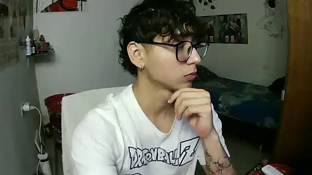 Dillom420 online show from 12.19.25