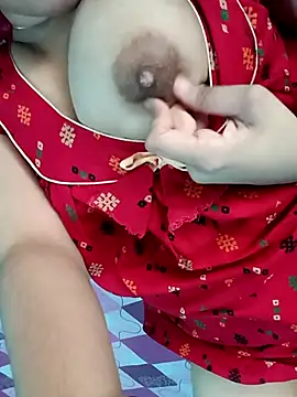 Snapshot of Arohi_is_Live chatting on 11.05.25 Arohi is Live online show from 11.05.25