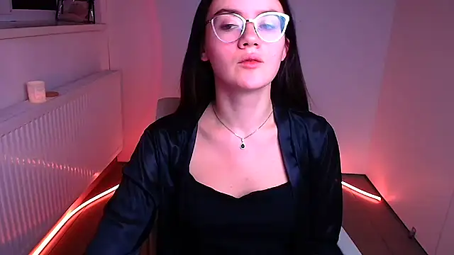 Snapshot of Josephine_jo chatting on 12.13.24 Josephine jo online show from 12.13.24