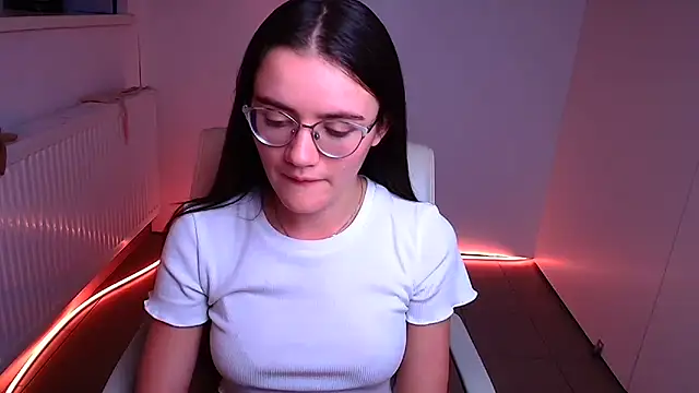 Snapshot of Josephine_jo chatting on 12.14.24 Josephine jo online show from 12.14.24