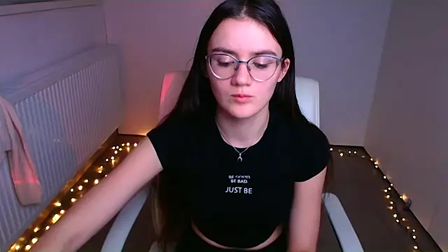 Snapshot of Josephine_jo chatting on 01.11.25 Josephine jo online show from 01.11.25