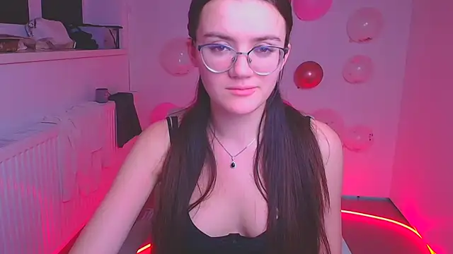 Snapshot of Josephine_jo chatting on 02.13.25 Josephine jo online show from 02.13.25