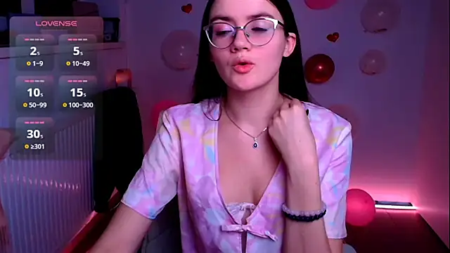 Snapshot of Josephine_jo chatting on 02.18.25 Josephine jo online show from 02.18.25