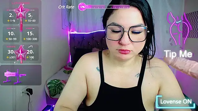  curvy latina online show from 03.03.25