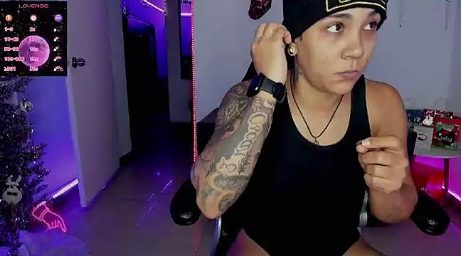 ZhoeStrong online show from 12.27.24