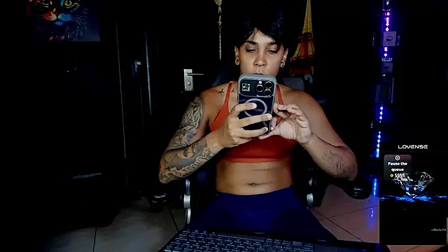 ZhoeStrong online show from 09.21.25