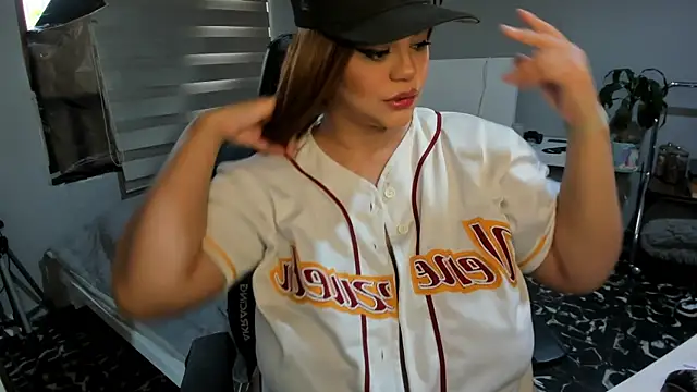 cattleya campbell online show from 09.12.25