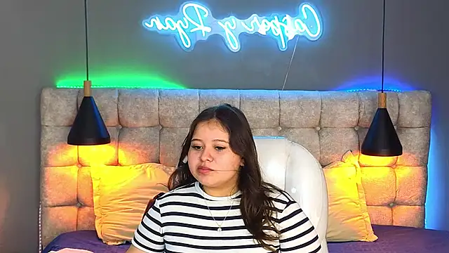Laia and Aloby online show from 12.14.24