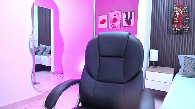 natasha  jackson online show from 11.25.25