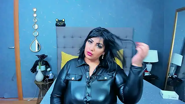 Snapshot of AmyCubes chatting on 01.09.25 AmyCubes online show from 01.09.25