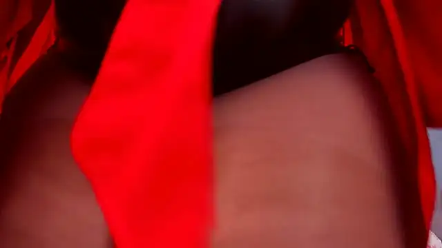 Snapshot of AmyCubes chatting on 02.20.25 AmyCubes online show from 02.20.25