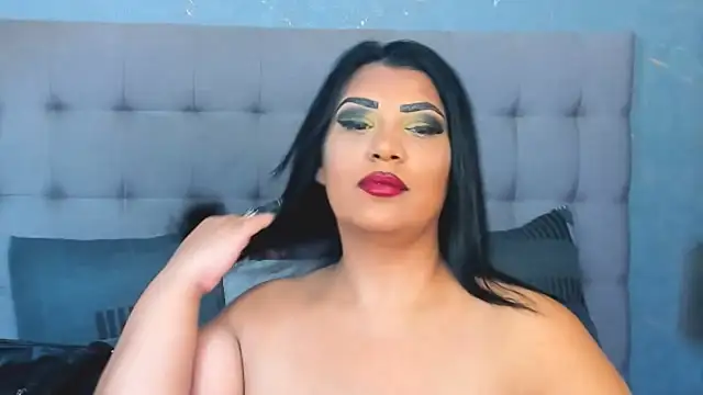 Snapshot of AmyCubes chatting on 09.09.25 AmyCubes online show from 09.09.25