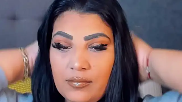 Snapshot of AmyCubes chatting on 02.05.26 AmyCubes online show from 02.05.26