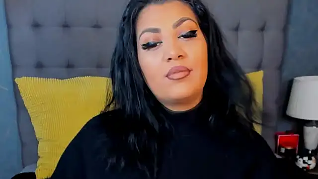 Snapshot of AmyCubes chatting on 02.06.26 AmyCubes online show from 02.06.26