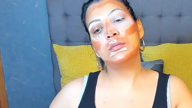 Snapshot of AmyCubes chatting on 02.14.26 AmyCubes online show from 02.14.26