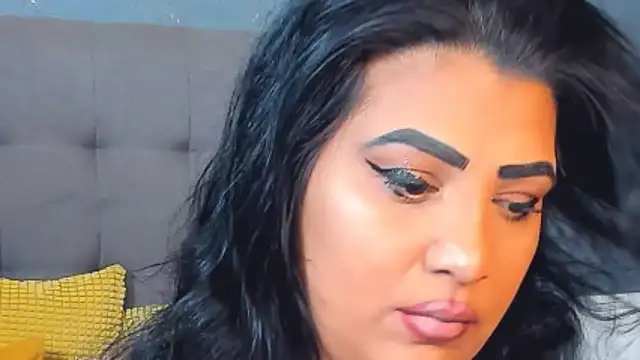 Snapshot of AmyCubes chatting on 02.18.26 AmyCubes online show from 02.18.26