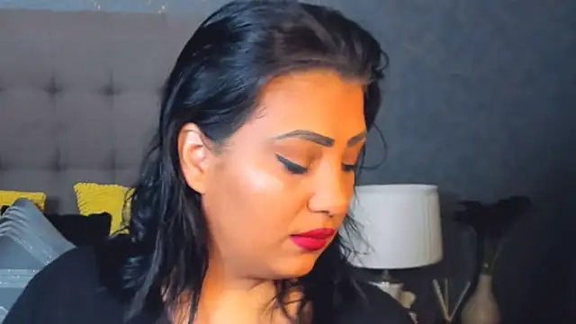 Snapshot of AmyCubes chatting on 02.25.26 AmyCubes online show from 02.25.26