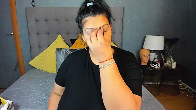 Snapshot of AmyCubes chatting on 03.06.26 AmyCubes online show from 03.06.26