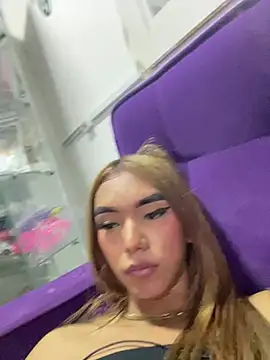 Snapshot of Nikol_Rang__ chatting on 01.21.25 Nikol Rang online show from 01.21.25