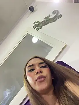 Snapshot of Nikol_Rang__ chatting on 01.26.25 Nikol Rang online show from 01.26.25