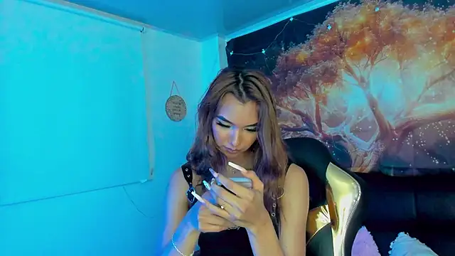 Snapshot of Nikol_Rang__ chatting on 03.20.25 Nikol Rang online show from 03.20.25