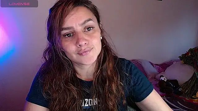 Snapshot of Lu_perez chatting on 12.17.24 Lu perez online show from 12.17.24