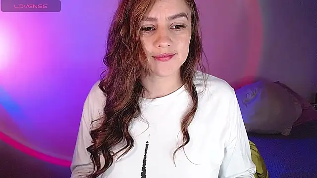 Snapshot of Lu_perez chatting on 12.18.24 Lu perez online show from 12.18.24