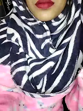 Snapshot of Sreya213 chatting on 12.22.24 Sreya213 online show from 12.22.24