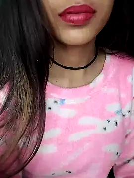 Snapshot of Sreya213 chatting on 12.23.24 Sreya213 online show from 12.23.24