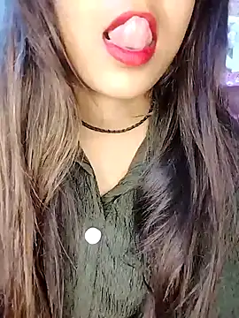 Snapshot of Sreya213 chatting on 12.27.24 Sreya213 online show from 12.27.24