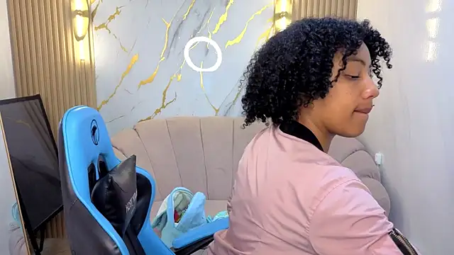 Violeth b online show from 10.08.25