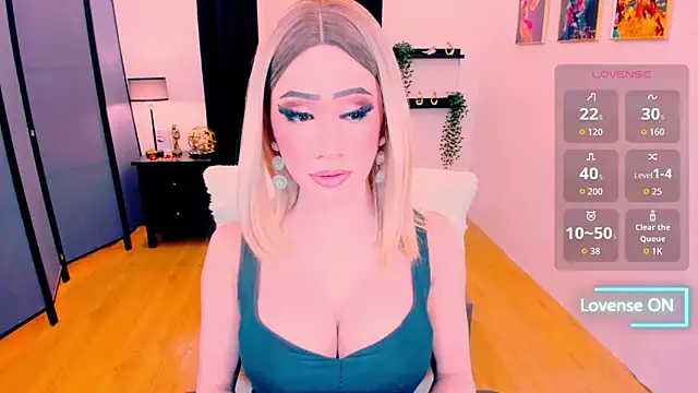 Snapshot of TwittyGirL9inch_exotic chatting on 09.28.25 TwittyGirL9inch exotic online show from 09.28.25