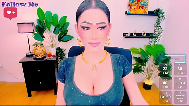 Snapshot of TwittyGirL9inch_exotic chatting on 10.26.25 TwittyGirL9inch exotic online show from 10.26.25