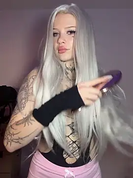 Julamayana online show from 10.13.25