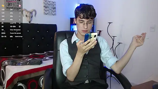 Jeam hot online show from 10.21.25