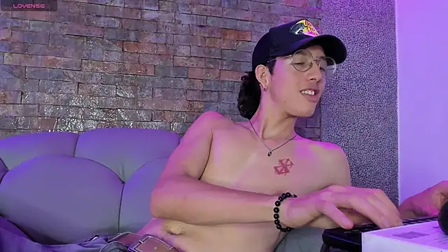 manu vera online show from 03.06.25