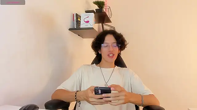 manu vera online show from 09.26.25