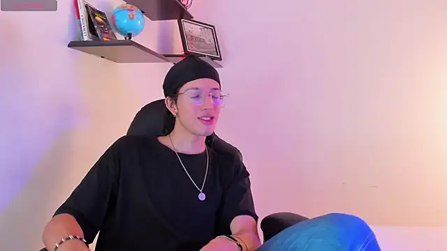 manu vera online show from 10.10.25