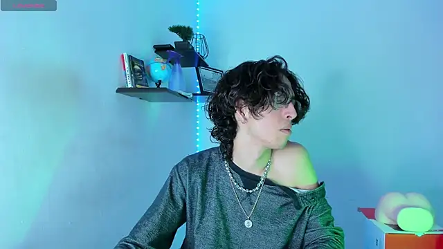 manu vera online show from 10.23.25