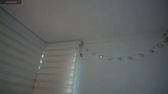 venusleroy  online show from 04.16.26