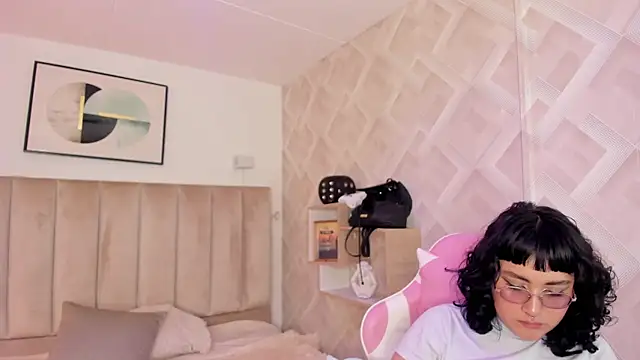 Haru Bonny online show from 01.15.26