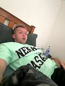 Snapshot of aus_guy93 chatting on 01.11.26 aus guy93 online show from 01.11.26