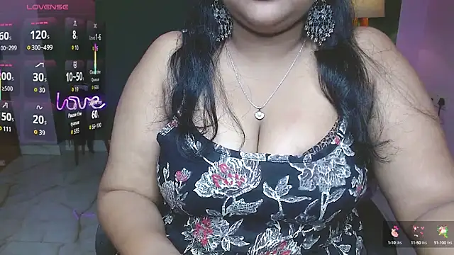 Naughty Ayesha1 online show from 10.12.25