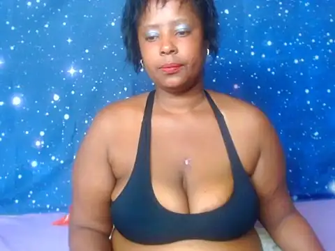 2Sweetysmile online show from 02.17.25