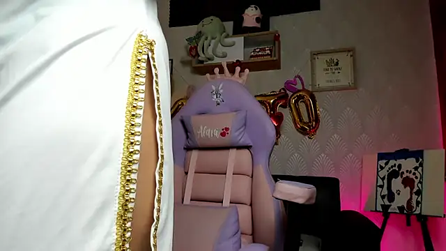 Alaia Love77 online show from 02.24.26