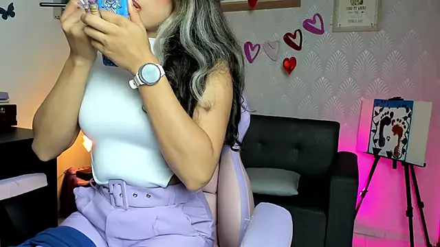 Alaia Love77 online show from 02.28.26