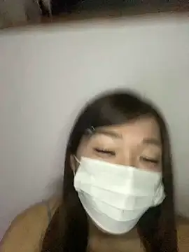Snapshot of pantumieteruyo chatting on 01.17.25 pantumieteruyo online show from 01.17.25