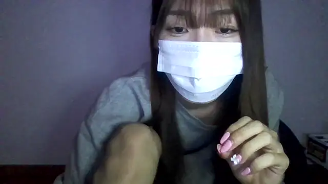 Snapshot of pantumieteruyo chatting on 01.18.25 pantumieteruyo online show from 01.18.25
