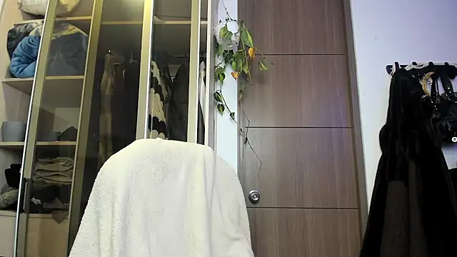 santy-kitty online show from 03.04.25