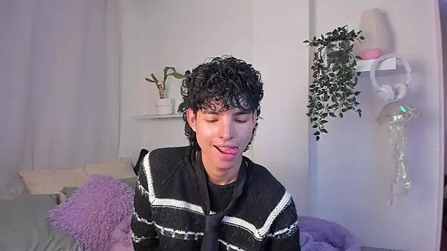 Snapshot of santy-kitty chatting on 02.12.26 santy-kitty online show from 02.12.26